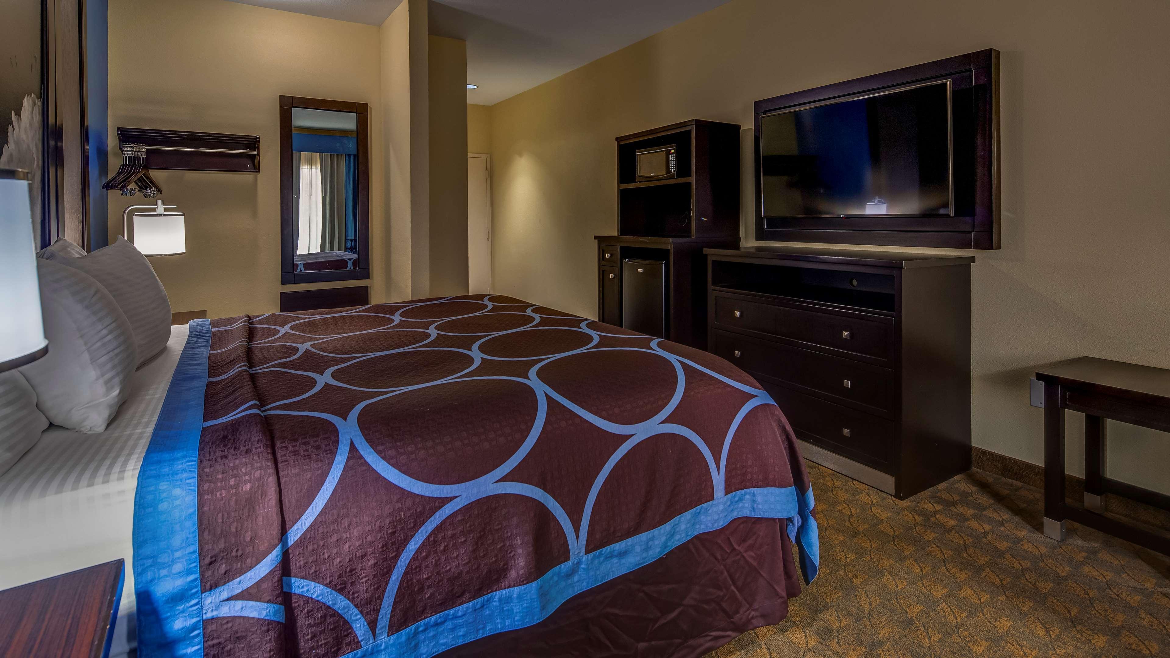 Surestay Plus Hotel By Best Western Alvin Eksteriør billede